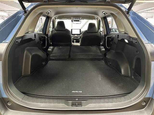 TOYOTA RAV4 HYBRID 4WD 2023 Image 31