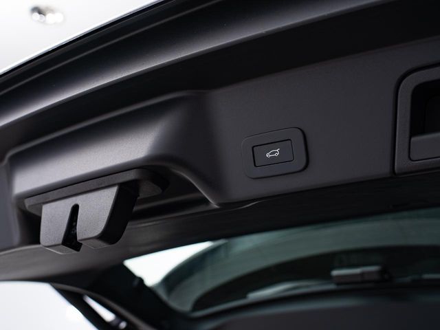 ROVER RANGE  EV 2024 Image 31