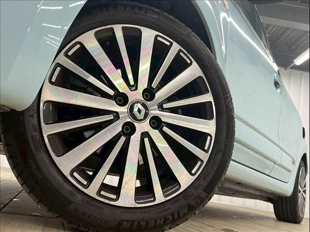 RENAULT TWINGO 2022 Image 31