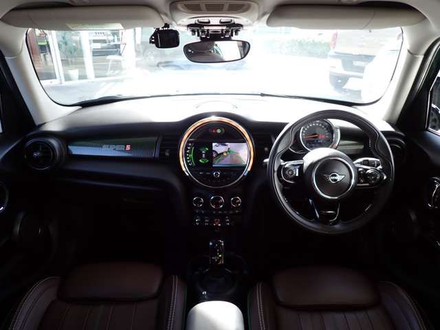 BMW MINI COOPER 5DOOR 2019 Image 31