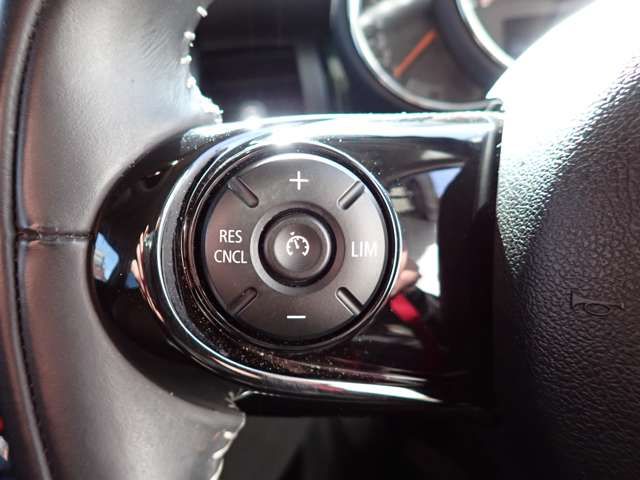 BMW MINI COOPER 5DOOR 2019 Image 31