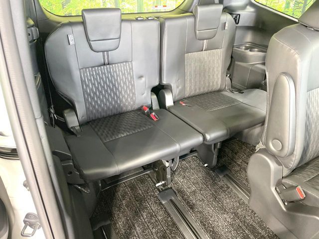 TOYOTA NOAH 2022 Image 31