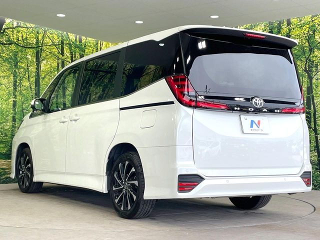 TOYOTA NOAH 2022 Image 31