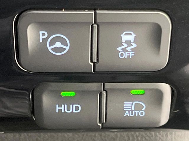 TOYOTA PRIUS 2017 Image 31