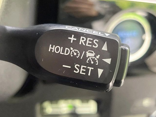 TOYOTA PRIUS 2017 Image 31