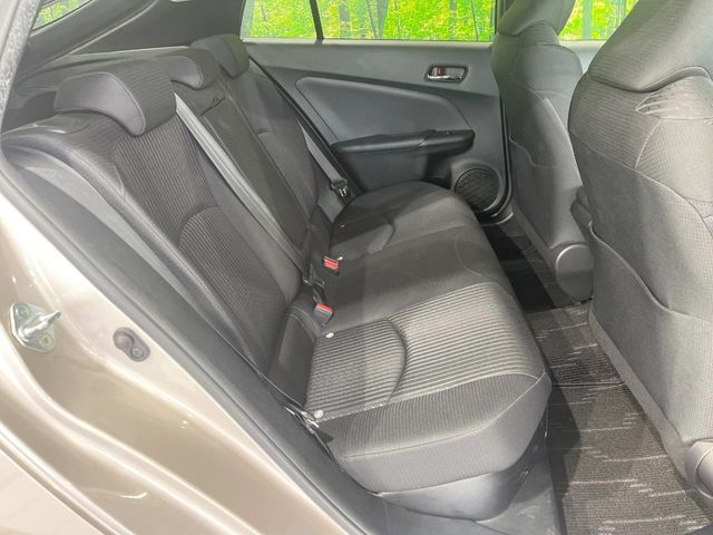 TOYOTA PRIUS 2017 Image 31