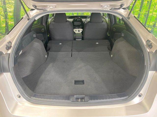 TOYOTA PRIUS 2017 Image 31