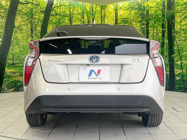 TOYOTA PRIUS 2017 Image 31