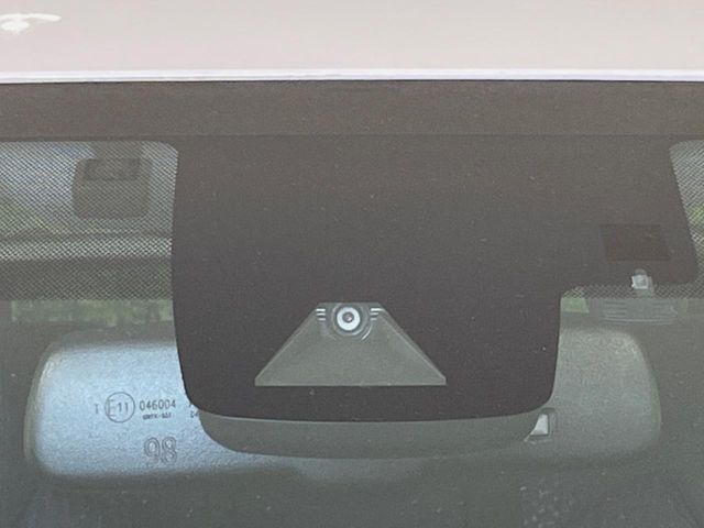 TOYOTA PRIUS 2018 Image 31