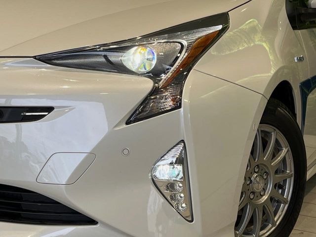 TOYOTA PRIUS 2018 Image 31