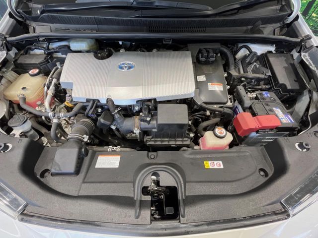 TOYOTA PRIUS 2018 Image 31