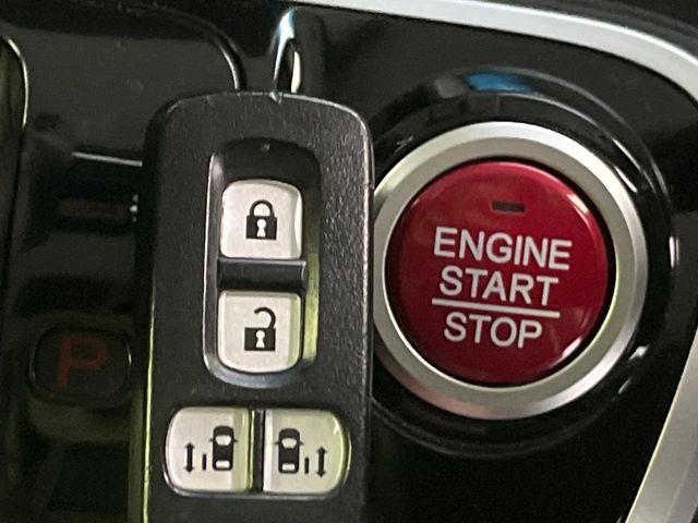 HONDA N BOX CUSTOM 2017 Image 31