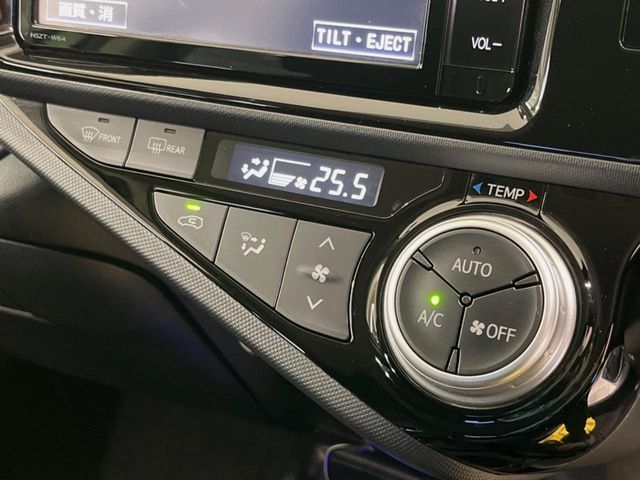 TOYOTA AQUA 2015 Image 31