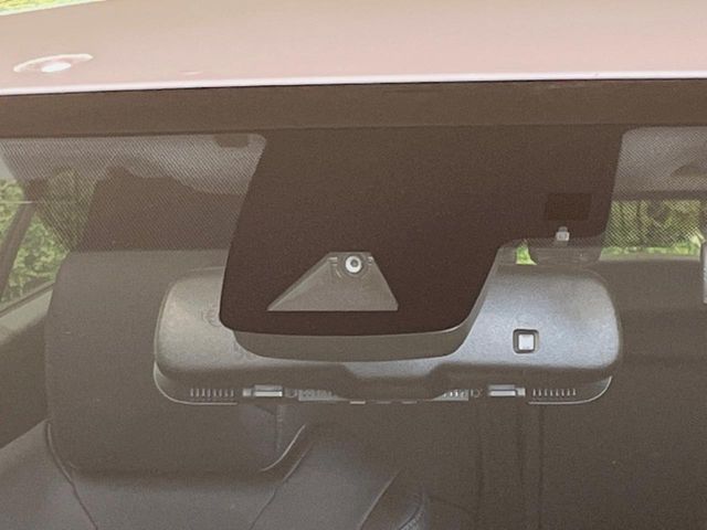 TOYOTA PRIUS 2017 Image 31