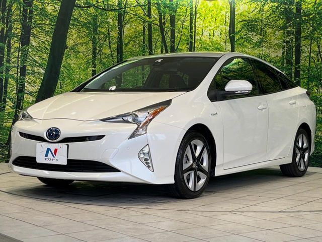 TOYOTA PRIUS 2017 Image 31