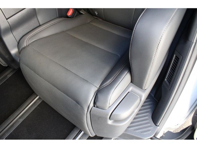 TOYOTA ALPHARD 2024 Image 31