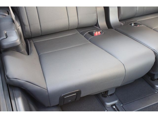 TOYOTA ALPHARD 2024 Image 31