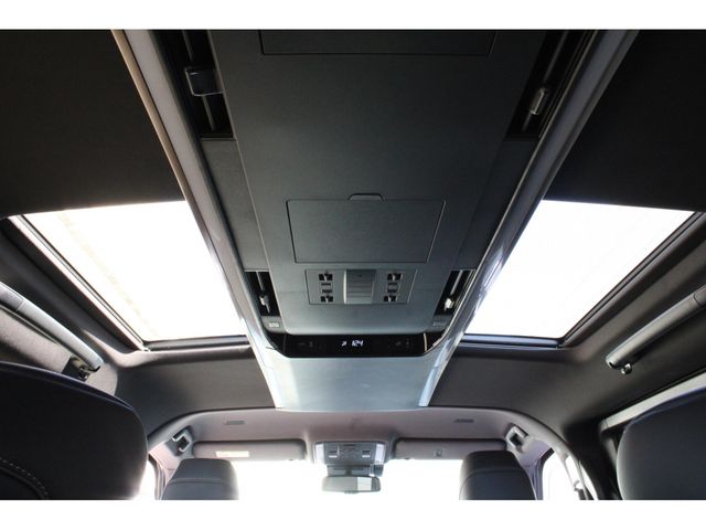 TOYOTA ALPHARD 2024 Image 31