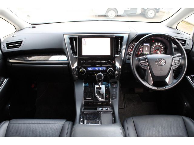 TOYOTA ALPHARD 2021 Image 31