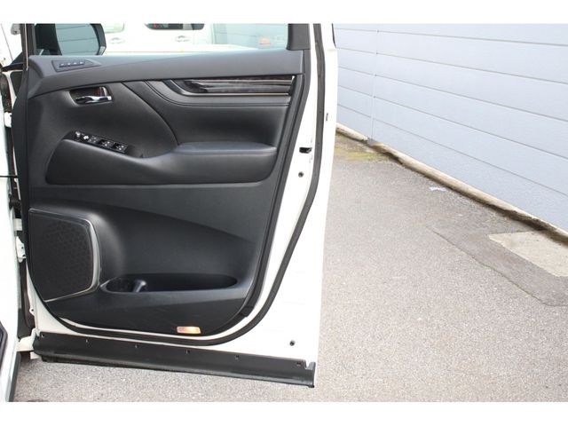 TOYOTA ALPHARD 2021 Image 31