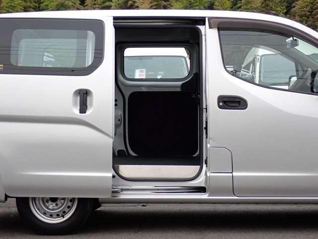 NISSAN NV200 VANETTE VAN 2018 Image 31