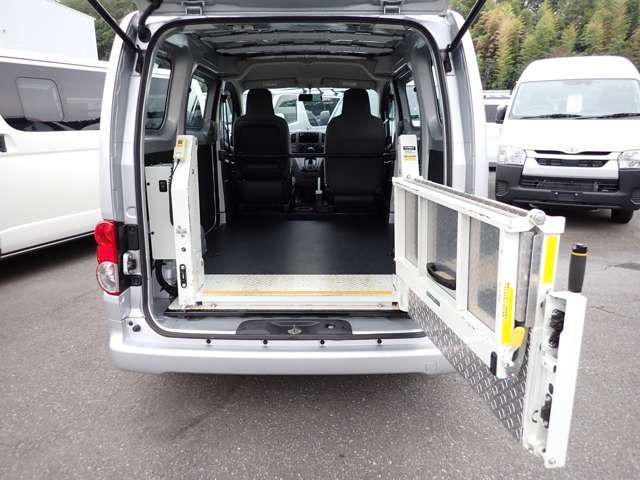 NISSAN NV200 VANETTE VAN 2018 Image 31