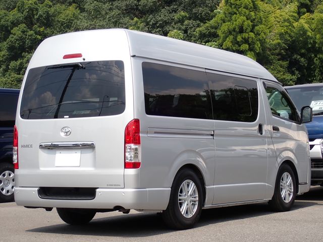 TOYOTA HIACE VAN 1.25T 2WD 2020 Image 31