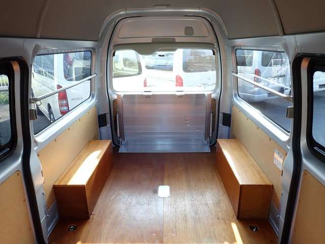 TOYOTA HIACE VAN 1.25T 2WD 2020 Image 31