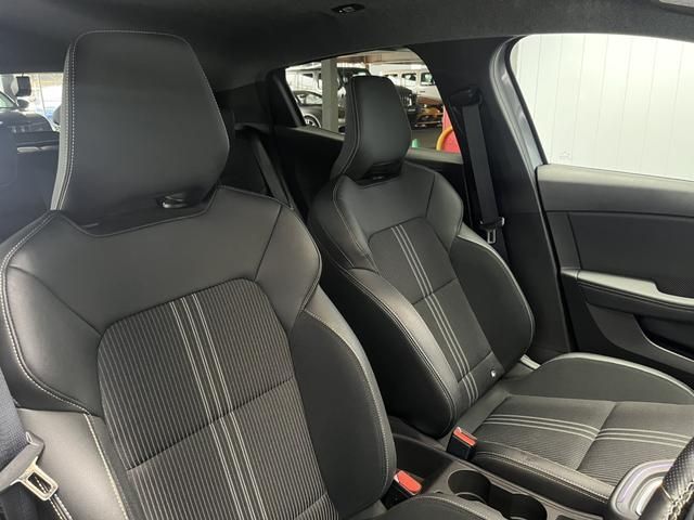 RENAULT LUTECIA 2023 Image 31