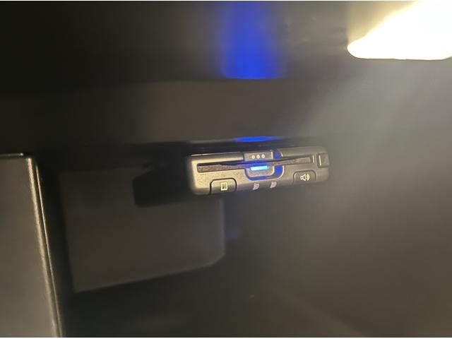 RENAULT LUTECIA 2023 Image 31