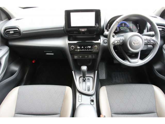 TOYOTA YARIS CROSS HYBRID 2025 Image 31