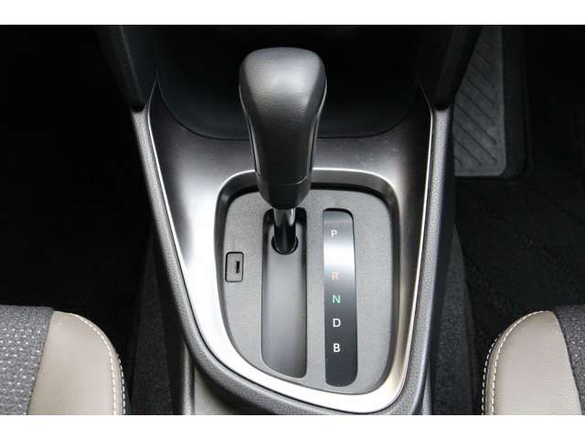 TOYOTA YARIS CROSS HYBRID 2025 Image 31