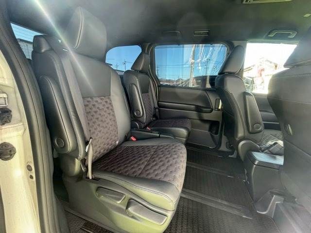 TOYOTA VOXY HYBRID 2022 Image 31