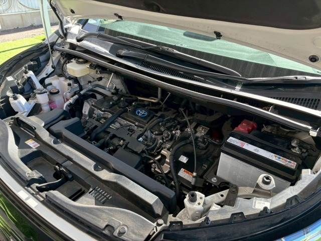 TOYOTA VOXY HYBRID 2022 Image 31