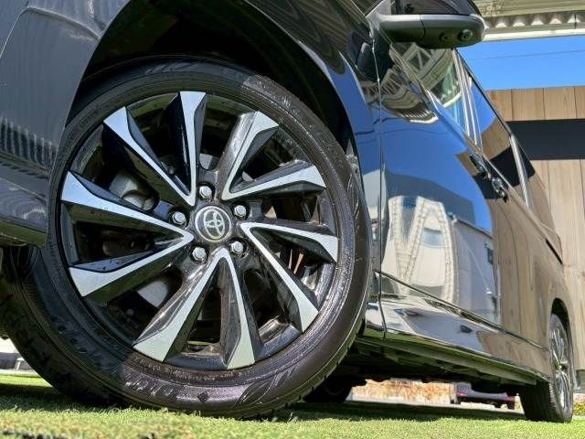 TOYOTA NOAH 2023 Image 31