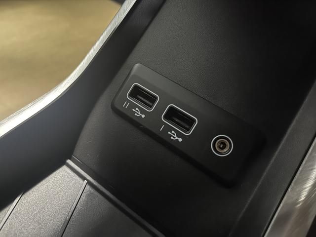 RENAULT ALPINE A110 2024 Image 31