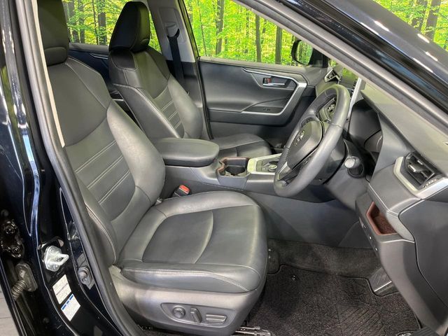 TOYOTA RAV4 HYBRID 4WD 2021 Image 31