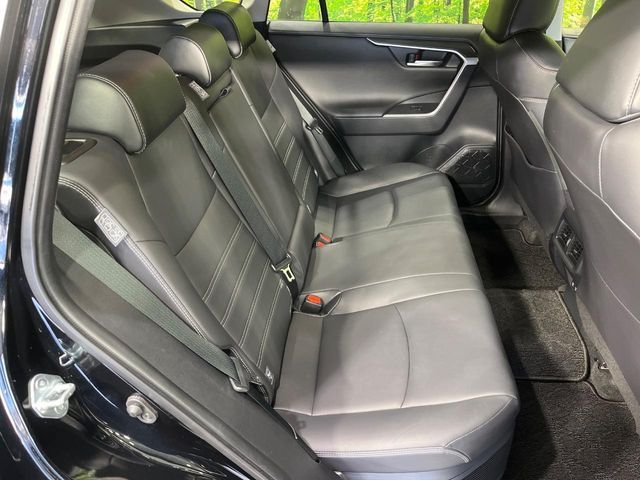 TOYOTA RAV4 HYBRID 4WD 2021 Image 31