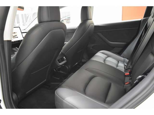 TESLA MODEL 3 2023 Image 31