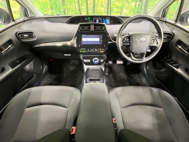 TOYOTA PRIUS 4WD 2019 Image 31