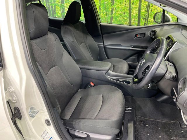 TOYOTA PRIUS 4WD 2019 Image 31