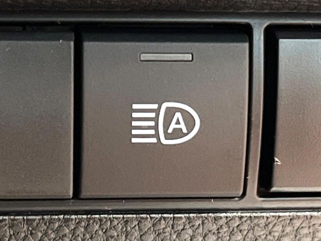 TOYOTA COROLLA CROSS HYBRID 2026 Image 31