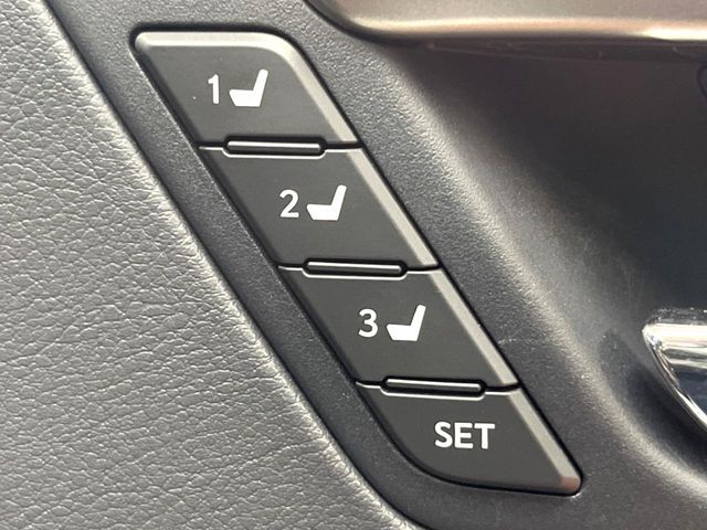 TOYOTA LEXUS RX450H 2WD 2021 Image 31