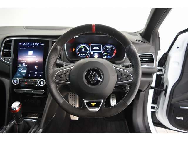 RENAULT MEGANE HATCH 2024 Image 31