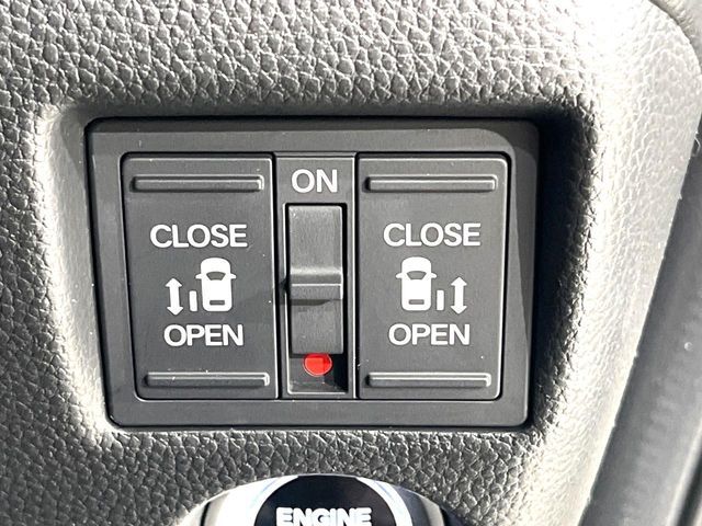 HONDA N BOX CUSTOM 4WD 2021 Image 31