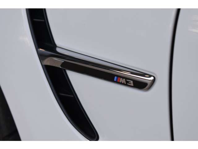 BMW M3 SEDAN 2018 Image 31