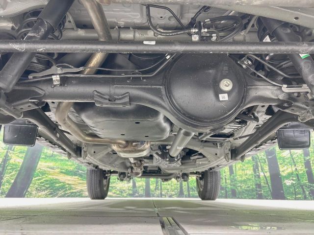 SUZUKI JIMNY NOMADE 2025 Image 31