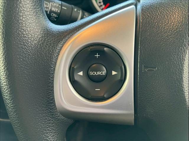 HONDA N BOX 2015 Image 31