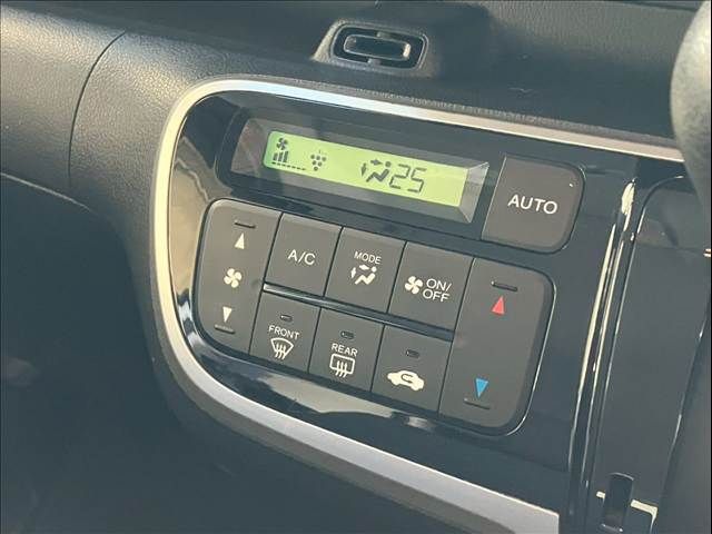 HONDA N BOX 2015 Image 31