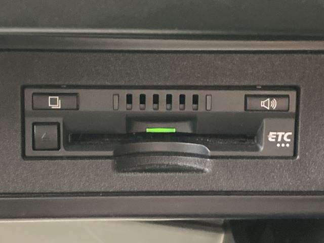 TOYOTA LANDCRUISER PRADO 2018 Image 31